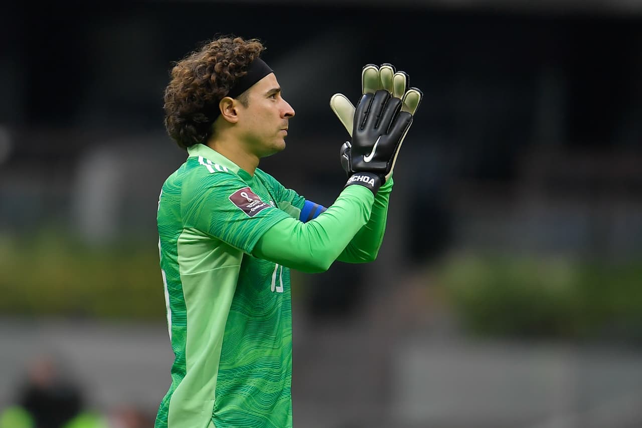 Pese a contar con el regreso a la titularidad de jugadores importantes como Lozano, 'Tecatito' y Edson, México igualó sin goles ante Costa Rica en el Azteca.