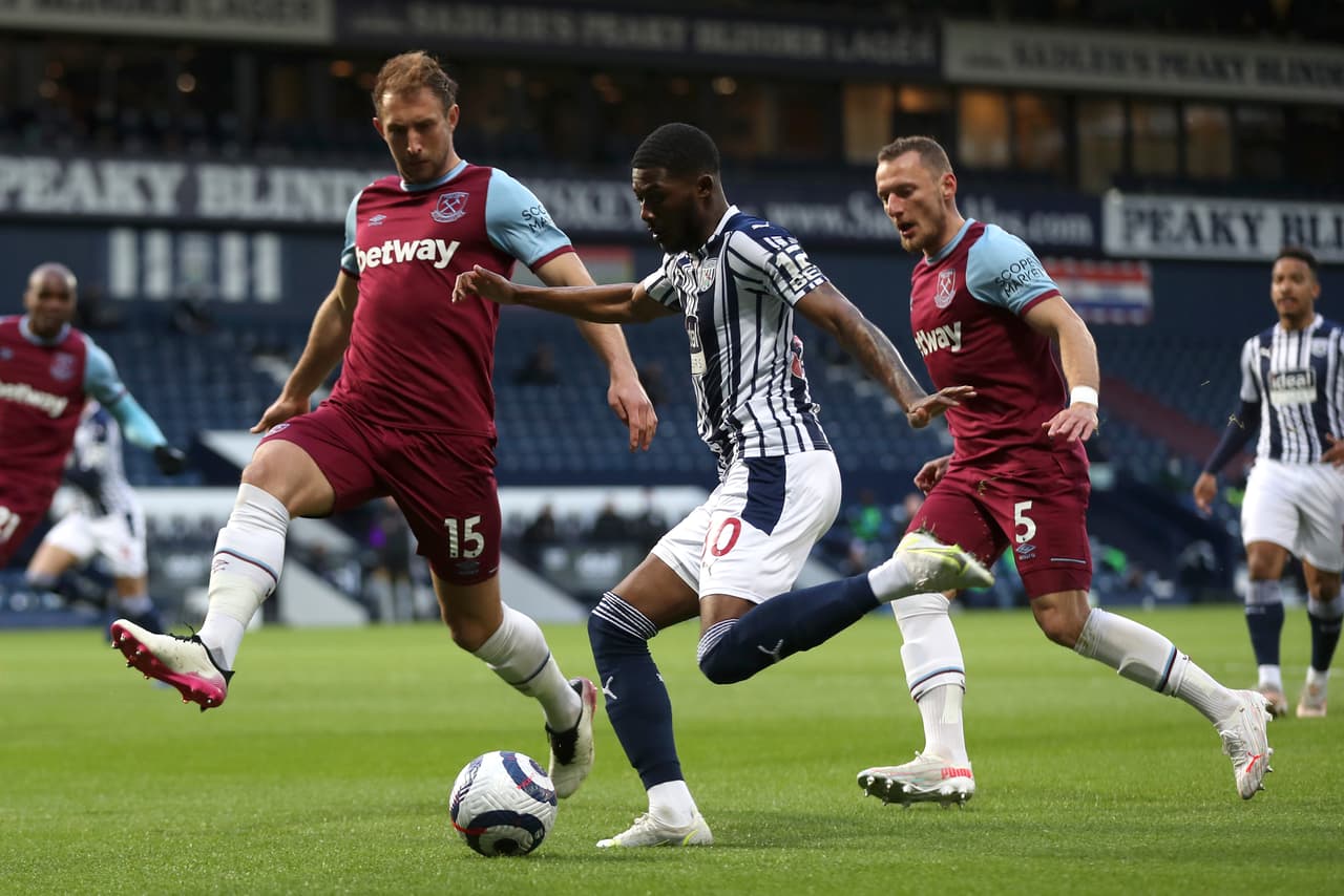 West Ham derrota 3-1 a West Bromwich Albion y asegura su lugar en Europa League. Soucek, Ogbonna y Antonio le dieron la victoria a los Hammers, mientras que el único tanto para el local fue por parte de Matheus Pereira en la penúltima fecha de la Premier League.