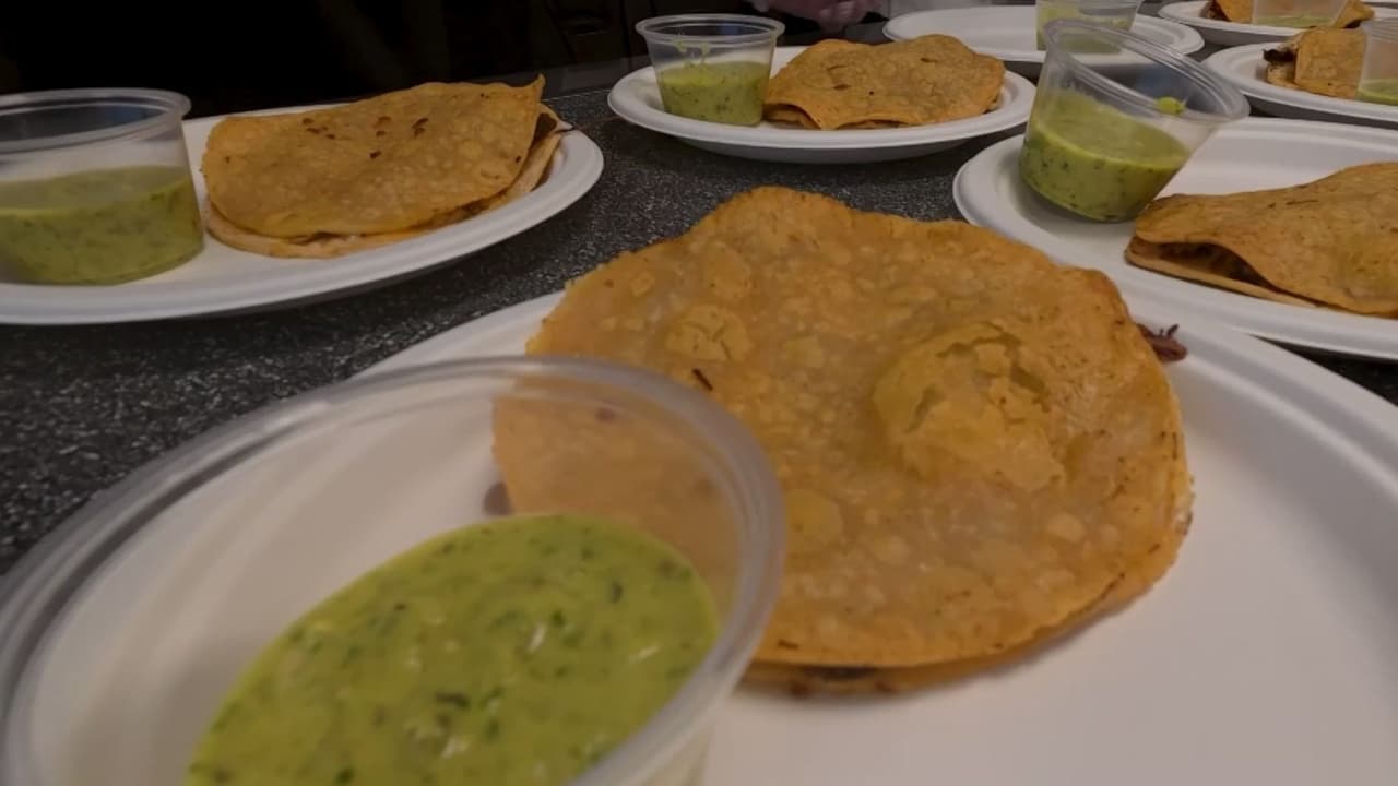 Distrito escolar de Santa Ana cambia su menú por comida fresca y recetas mexicanas