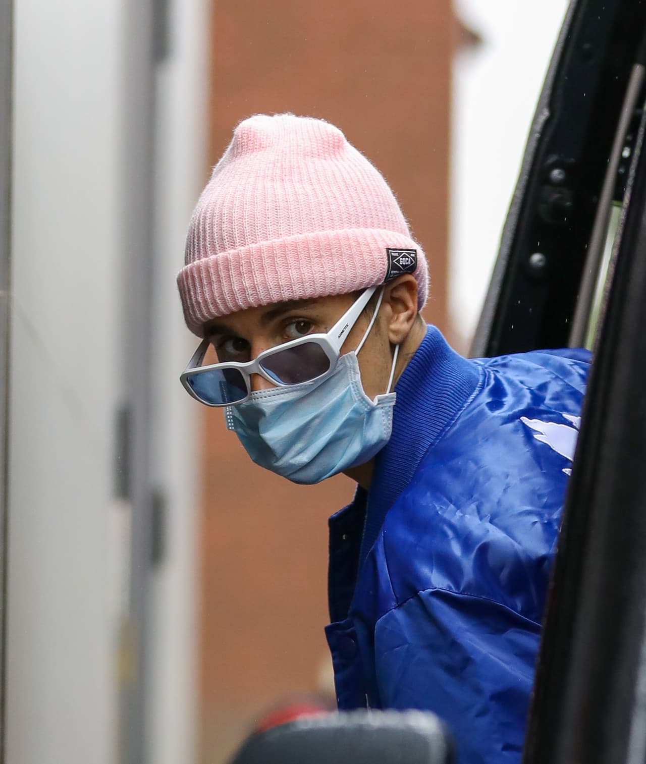 El cantante Justin Bieber sigue yendo a su estudio de grabación en Beverly Hills.