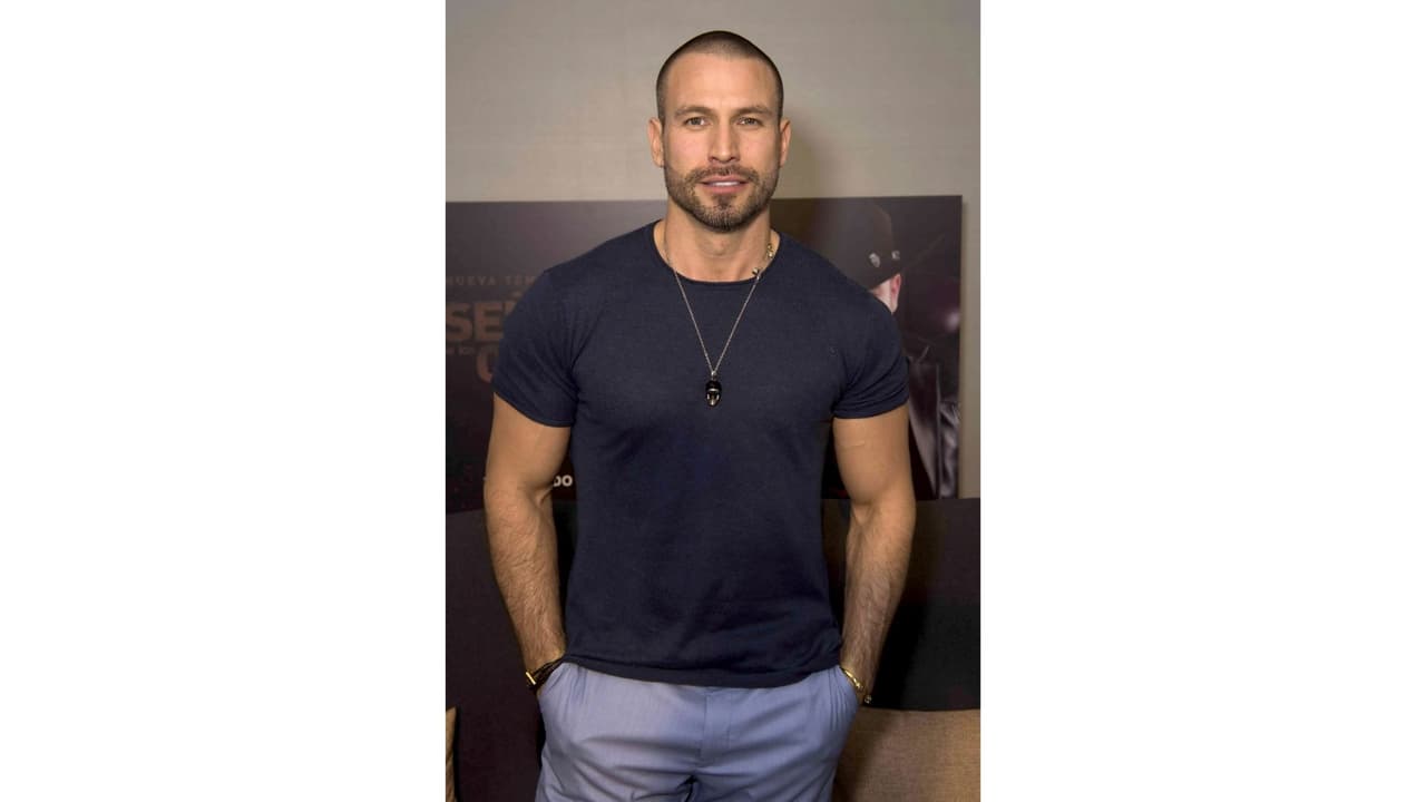 Luz Elena González y Rafael Amaya romance