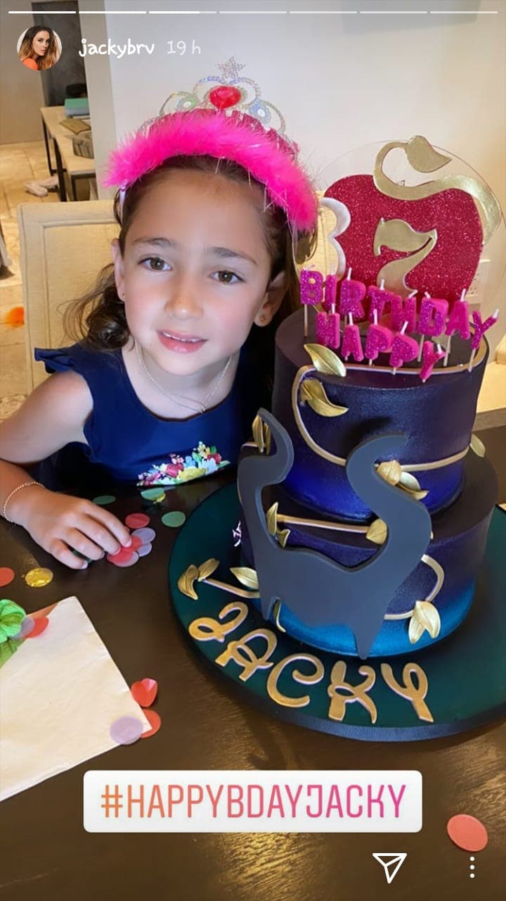 Así fue como la hija mayor de Bracamontes y Fuentes celebró la llegada de sus 7 años.