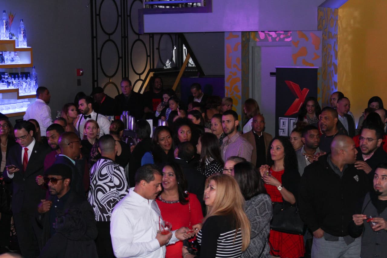 La Familia de Univision, líderes de la comunidad y la agrupación de salsa Chiquito Team Band le pusieron mucho sabor a la celebración en el Alto Manhattan, mira aquí lo que pasó.