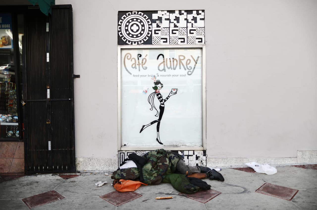 Las capacidades de los ricos y los pobres para pagar la vivienda han variado: desde 2008, los gastos de vivienda de los residentes de mayores ingresos han caído un 2%, mientras que los gastos de vivienda de los de menores ingresos han aumentado un 14%.