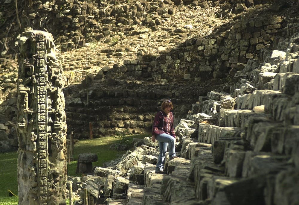 <b>7. Honduras. </b>Pese a ser uno de los países del Triángulo Norte (junto a Guatemala y El Salvador), zona de donde salen miles de migrantes huyendo de la pobreza y la violencia, Honduras está en la lista con 83 puntos. Gallup recuerda que, como viene siendo habitual, este 
<i>ranking</i> está copado por países latinoamericanos, lo que puede estar marcado por el estilo de vida, así como el fuerte apoyo de las familias.