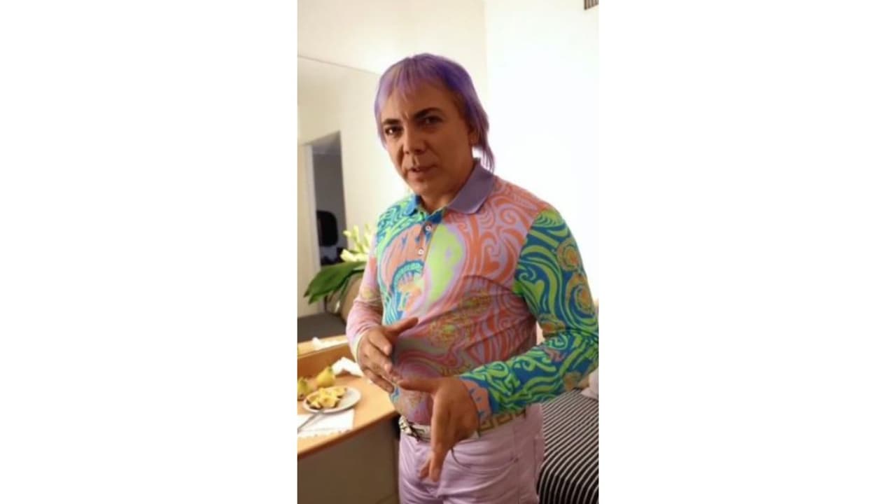 Cristian Castro se compara con Austin Powers