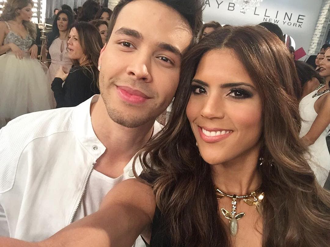 Con Prince Royce no solo tiene una fotografía, sino que hasta bailaron pegaditos el más reciente sencillo del bachatero, 'Déjà vu'.