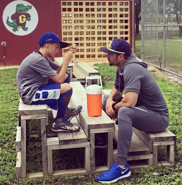 "[...]Comencé el año 2018 con un antebrazo roto que me mantuvo fuera del béisbol durante tres meses, pero luego fui campeón de Cooperstown con nuestro Team Clutch Miami y luego llegamos a la final en la Serie Mundial Elite [...]", mencionó el hijo mayor de Levy.