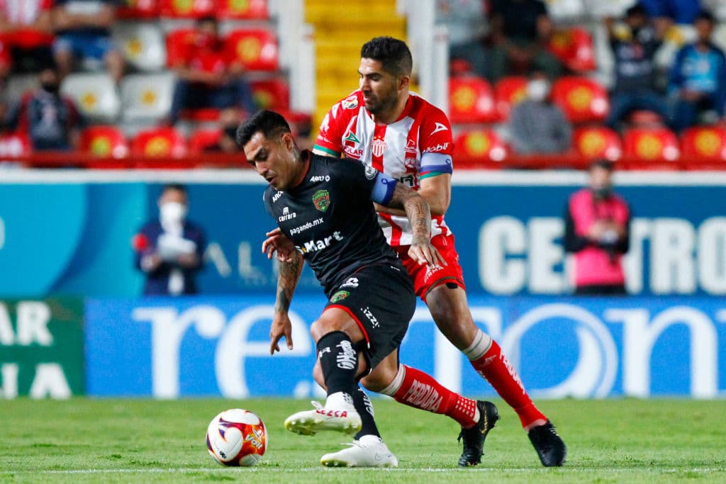 Los fronterizos estuvieron cerca de romper el cero desde los once pasos, pero Lezcano mandó su tiro a las gradas. Ian González sentenció a los 90+3’. Necaxa y Juárez cierran la J12 con 10 y 9 unidades, respectivamente.