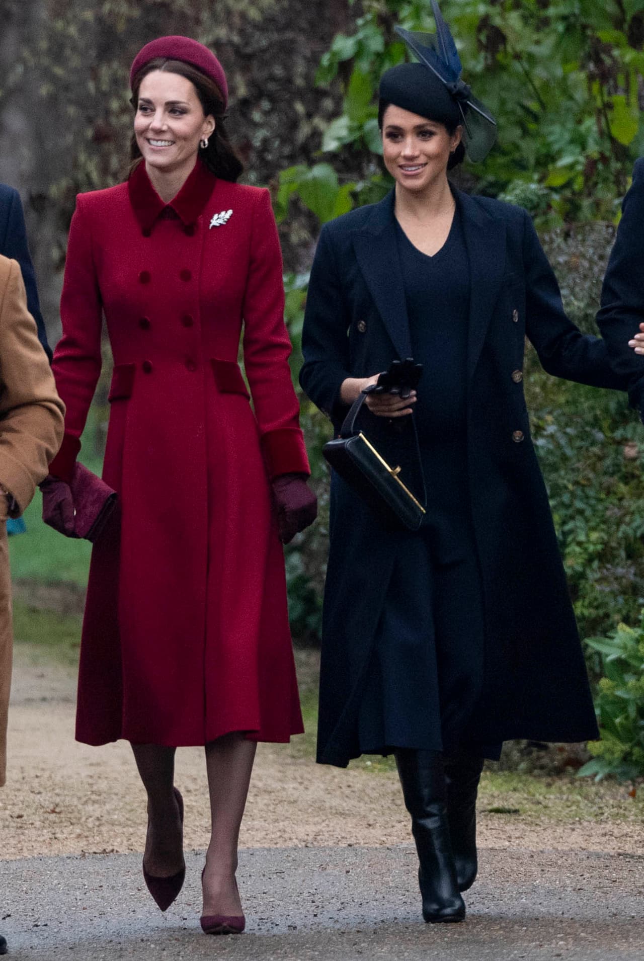 Una experta en lenguaje corporal, consultada por el 'Daily Mail', señaló que el comportamiento entre las duquesas fue fingido.