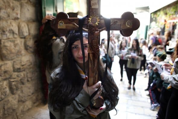 Esta fiel católica en el Vía Crucis del Viernes Santo en Jerusalén.