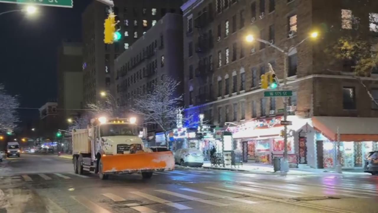 Tras primera nevada de la temporada, avanzan labores de limpieza en el área triestatal