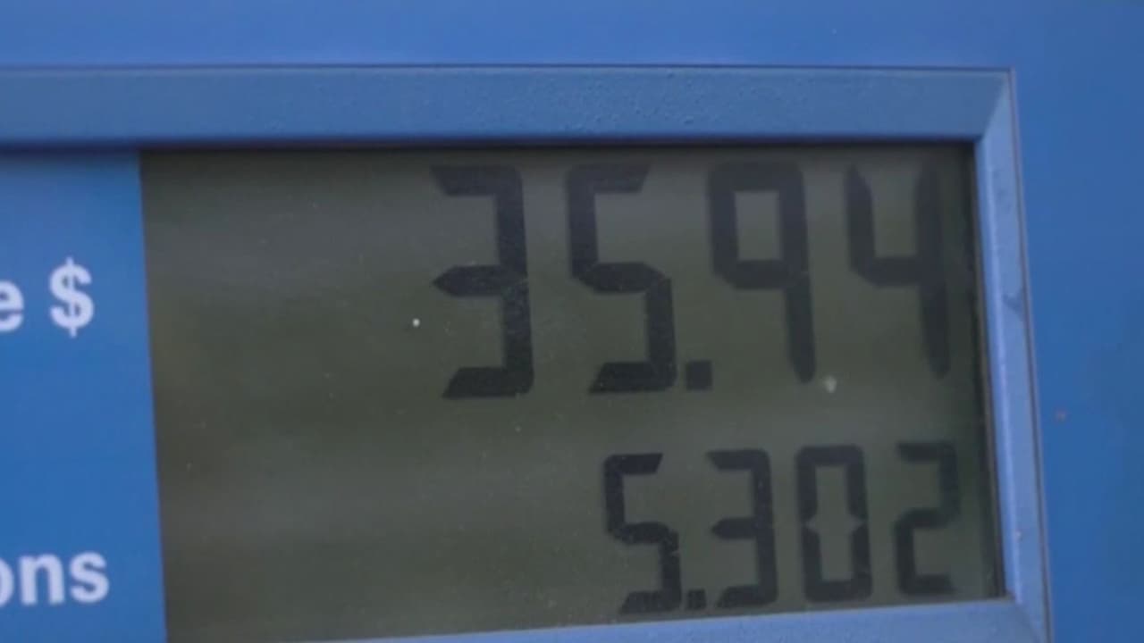 Análisis demócrata: ¿Los precios de combustibles presionan a Donald Trump y los republicanos de cara a noviembre 2026?