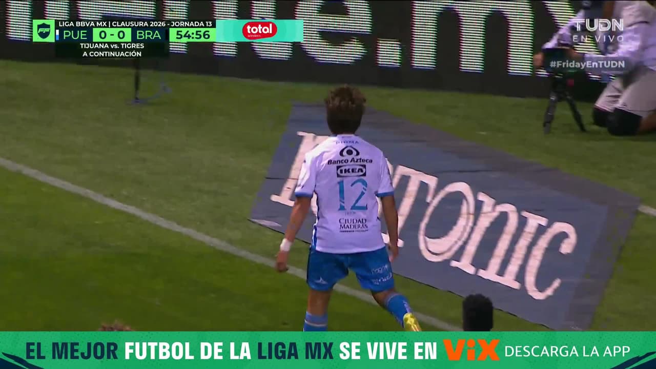 ¡Llegó el primero! Jurado había hecho un atajadón pero Moreno aprovecha el rebote