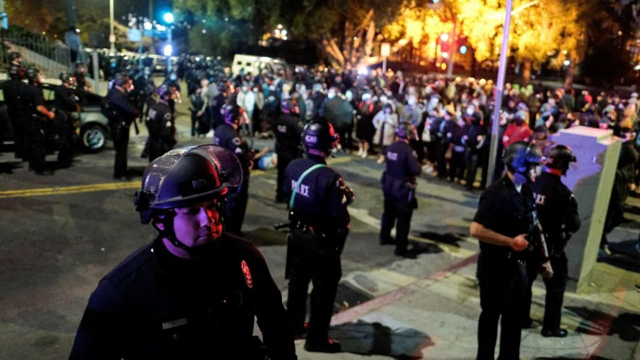 Una turbulenta situación se vive en Echo Park por cuenta de un grupo de personas que se niega a dejar el lugar
