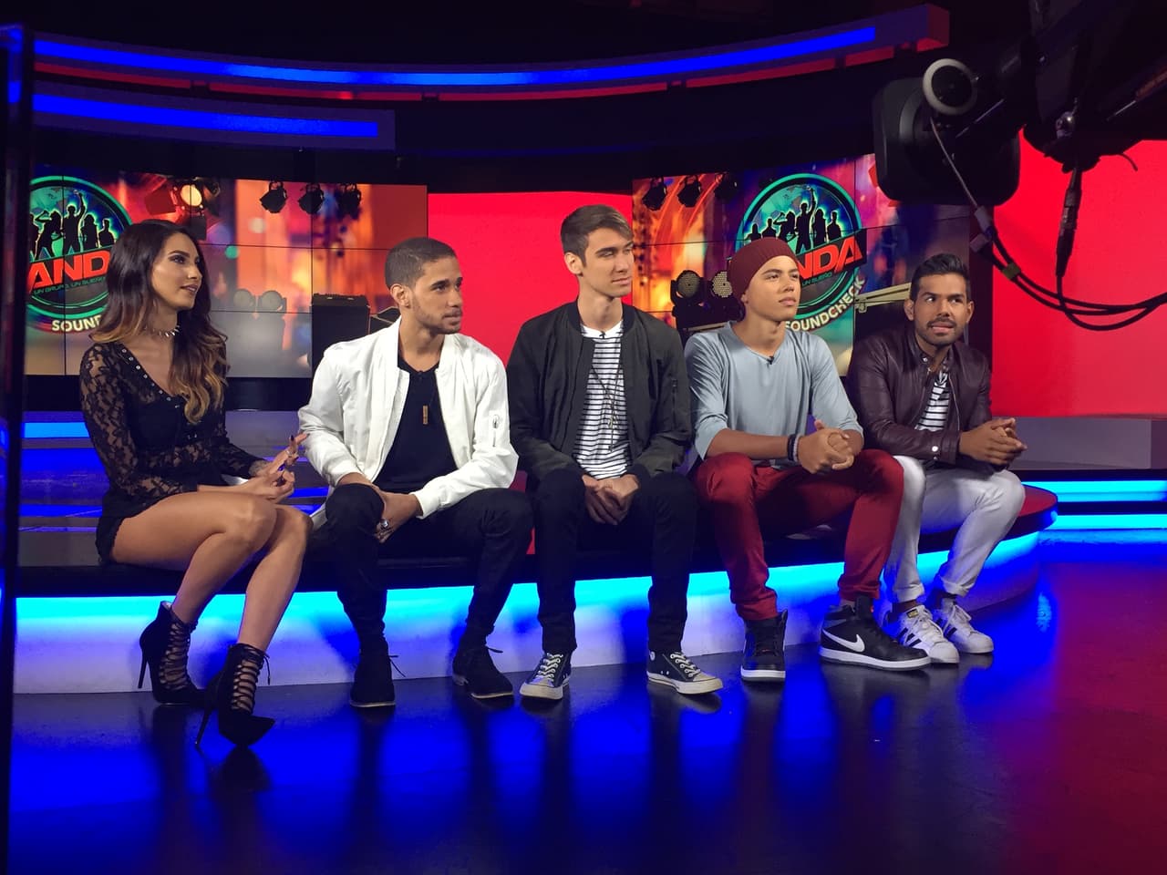 Patricia y José compartieron con los exparticipantes de la primera edición de La Banda, Joshua, Jaime y Sebastián, entre otros invitados en la primera grabación del programa.