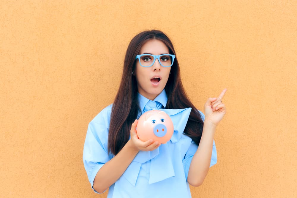 <b>Signos del elemento tierra (Tauro, Virgo y Capricornio)</b>
<br>Dentro de pocos días estarás envuelto en una situación imprevista en la que puede haber posibilidades económicas, pero no te confíes y toma tus medidas antes de las determinaciones finales.