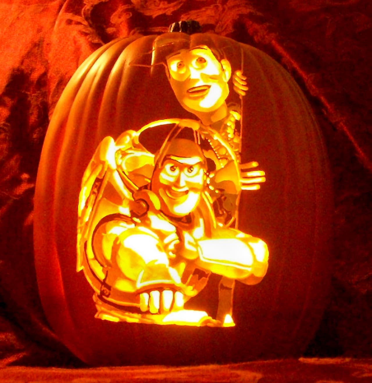 Si sigues el trabajo de Alex, seguro nadie olvidará tus calabazas.