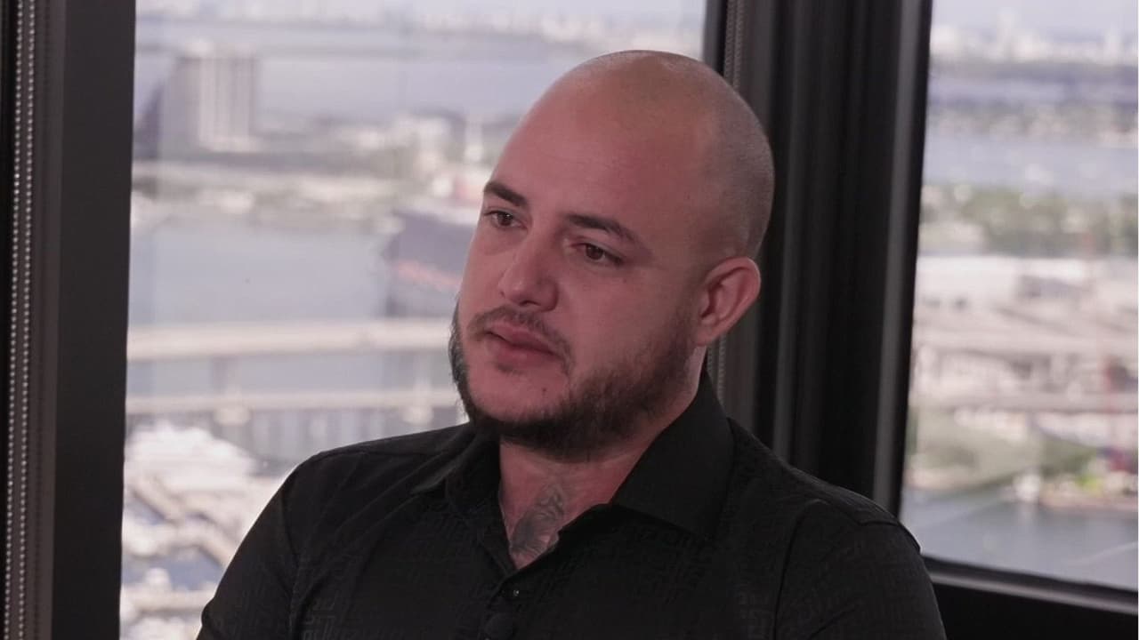 "Me lo arrebataron": hijos de víctima del accidente de avión en Aeropuerto de Miami exigen justicia