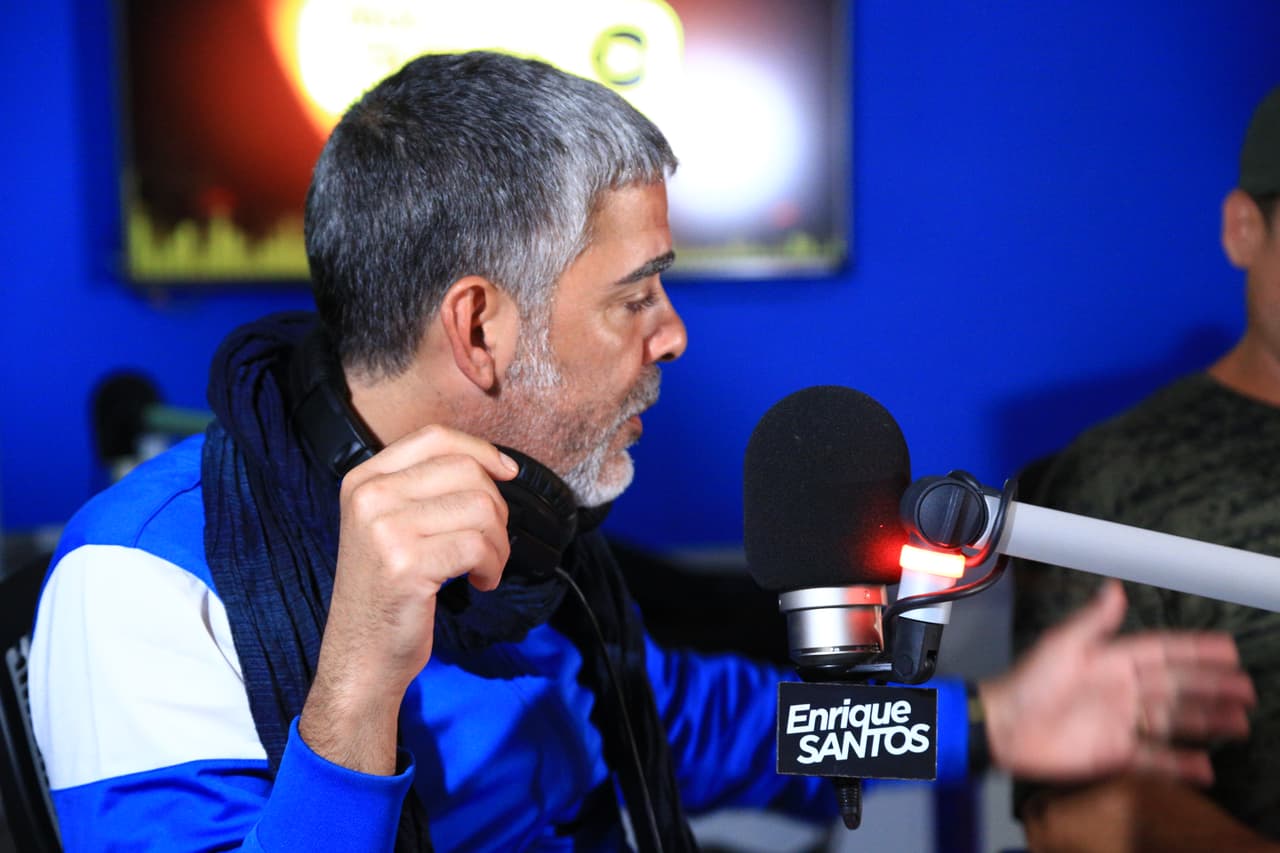 Después de 7 años ausentes de los escenerios, Los Orishas regresan a presentarse en Miami, pero primero no podía faltar una visita al Enrique Santos Show.