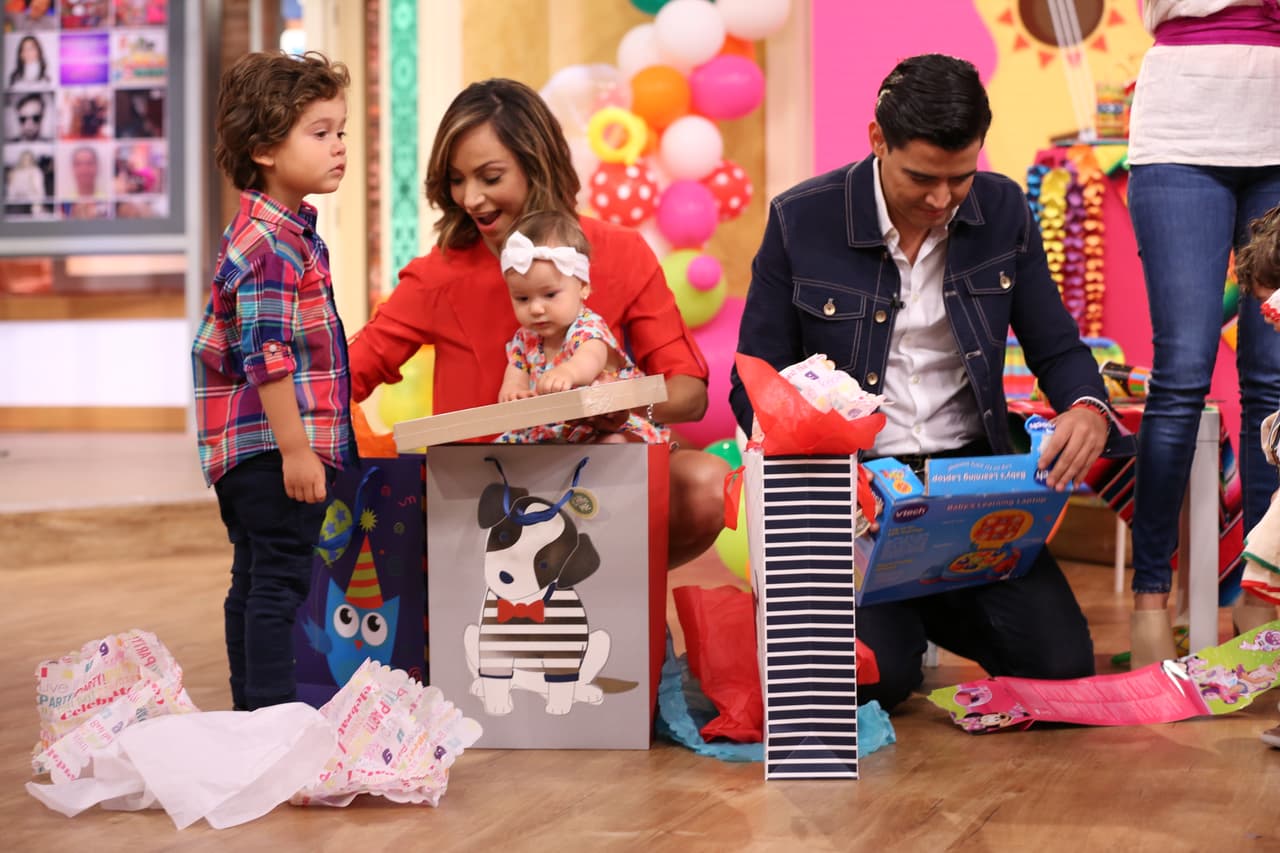 Los pequeños invitados a la fiesta de cumpleaños también recibieron un obsequio de la producción del programa.