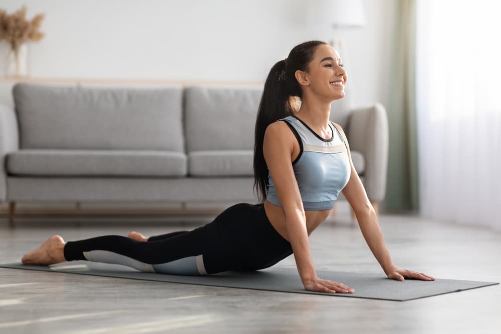 También para mantener equilibrio físico te recomendamos que estudies técnicas de relajación como el yoga o el tai chi.