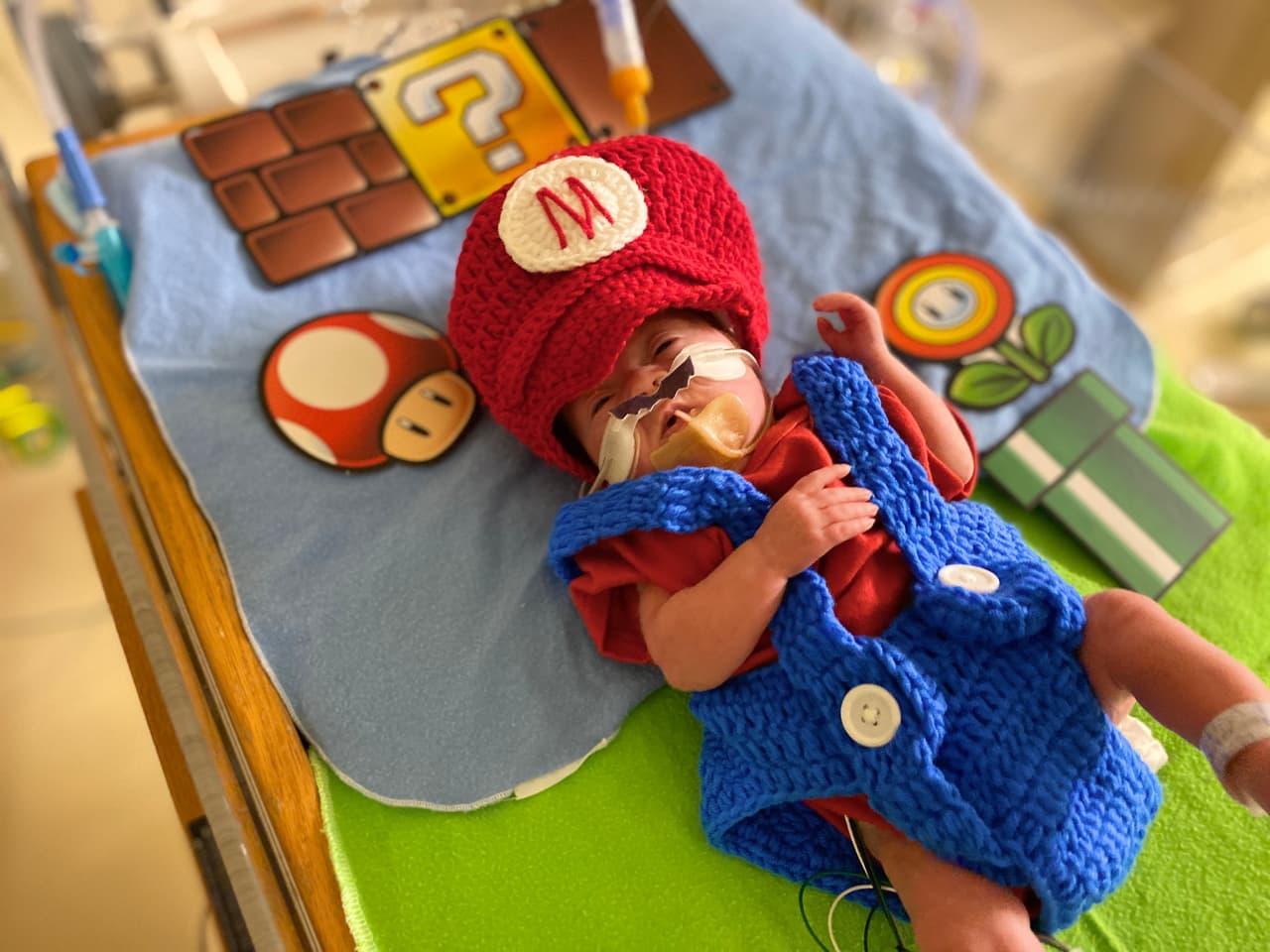 La mayoría de los bebés durmieron durante la fiesta.