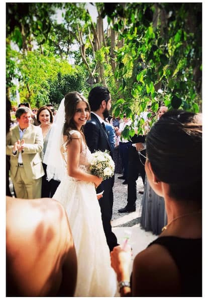 <b><a href="http://www.univision.com/temas/michelle-renaud">Michelle Renaud</a></b> y 
<b>Josué Alvarado</b> llegaron al altar el 12 de noviembre del 2016 en una hermosa hacienda del Estado de Morelos en México.