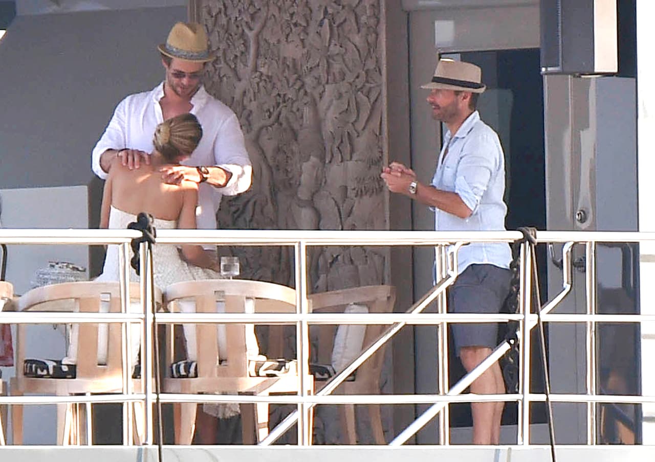 El actor de 'Avengers' estuvo muy cariñoso con su mujer.