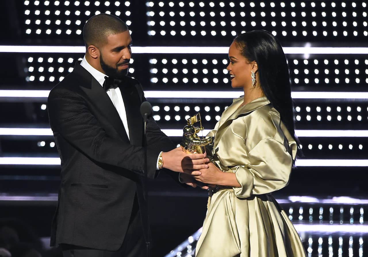 Rihanna y Drake habrían puesto fin a su romance