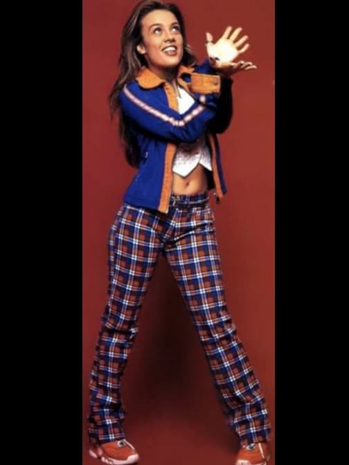 Así como tampoco los pantalones a cuadros que utilizaba en aquellas fechas.