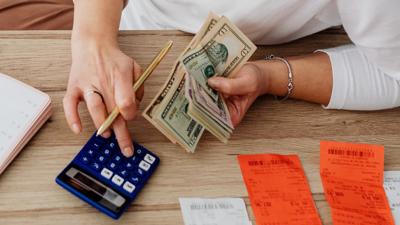 Temporada de impuestos 2023: 10 claves para la declaración y reembolso de este año