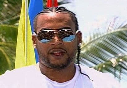 Cabe destacar que Don Omar ya había enfrentado cargos similares en 2012 mientras estuvo casado con la presentadora de televisión Jackie Guerrido, quien interpuso una demanda por violencia doméstica y, además, solicitó una orden de restricción contra el cantante.