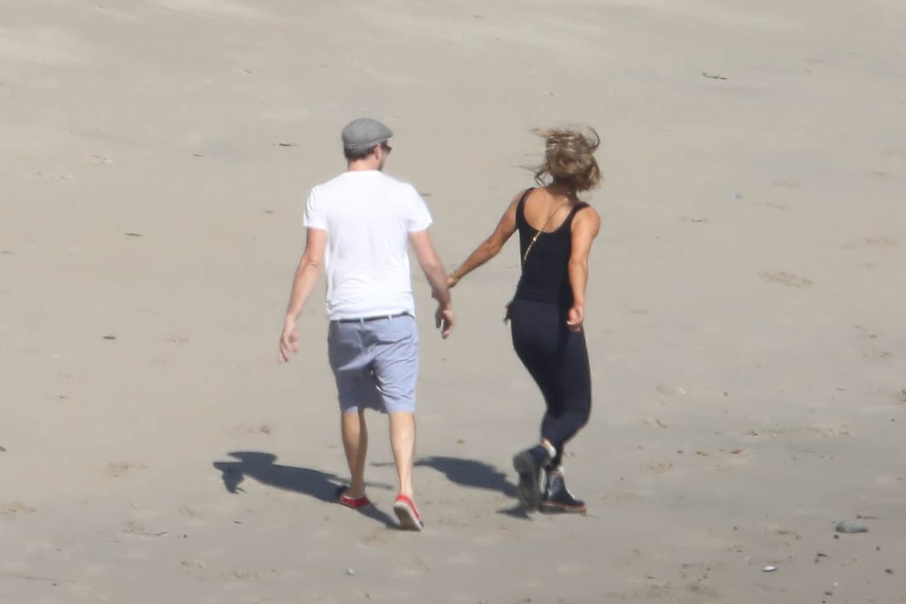 Nine y Leo están buscando algo...