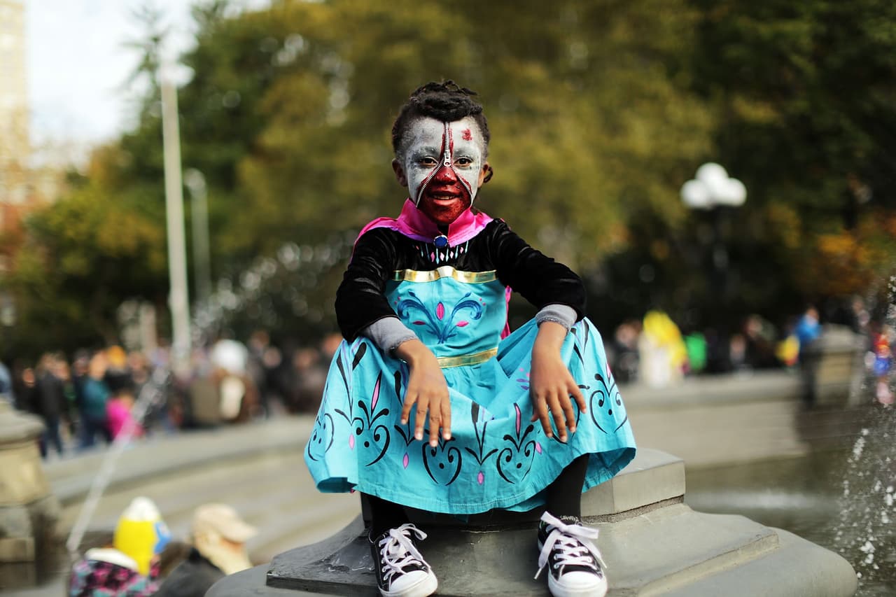 Miles de personas acuden a la edición 42 del desfile anual de Halloween en Greenwich Village, el cual se ha convertido en uno de los más grandes del país.