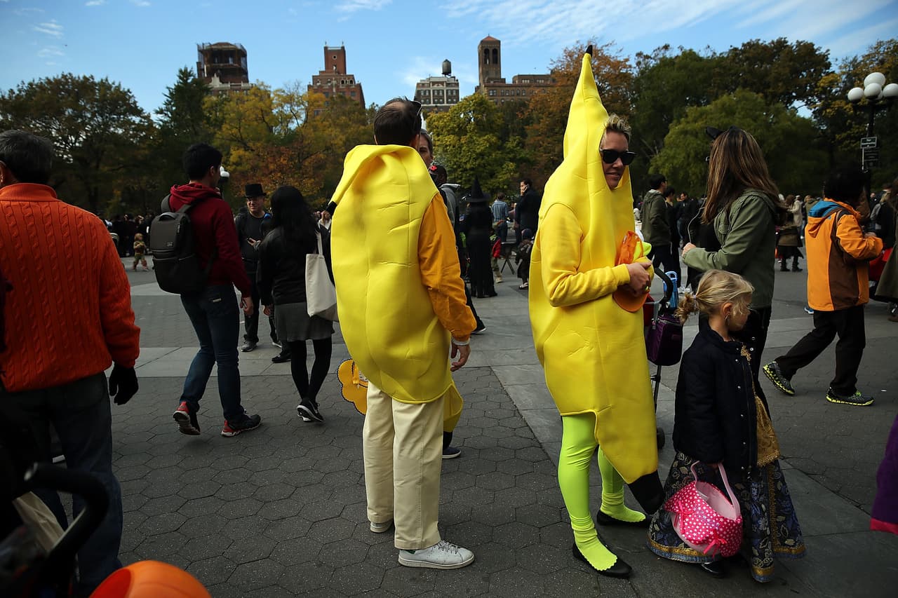 Miles de personas acuden a la edición 42 del desfile anual de Halloween en Greenwich Village, el cual se ha convertido en uno de los más grandes del país.