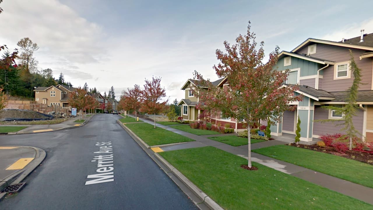 <b>Washington: Snoqualmie. Población: 12,510. Ingreso promedio de un hogar: $131,453. </b>Esta ciudad es uno de los lugares más seguros del país, con solo 15 delitos violentos por cada 100,000 habitantes en 2017. La tasa de delitos contra la propiedad de la ciudad de 1,077 incidentes por cada 100,000 residentes también es menos de la mitad de la tasa nacional.