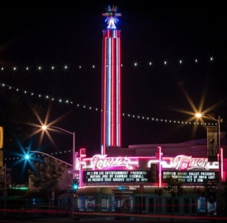 La decisión de la ciudad, viene después de 15 meses de protestas semanales de residentes, comerciantes y personas de la comunidad LGBTQ en contra de la posible compra del icónico edificio por la Iglesia Adventure.