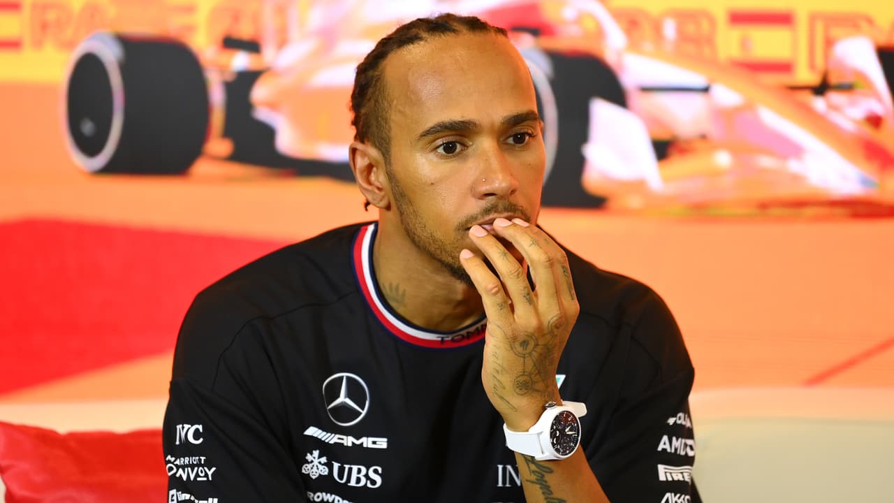 Lewis Hamilton compitió en el Gran Premio de España de la F1 al que acudió Shakira. Se les ha vinculado sentimentalmente desde que ella se mudó a Miami.