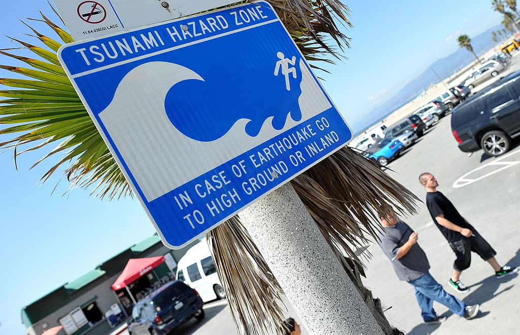 Sismos submarinos y riesgos de tsunami en California