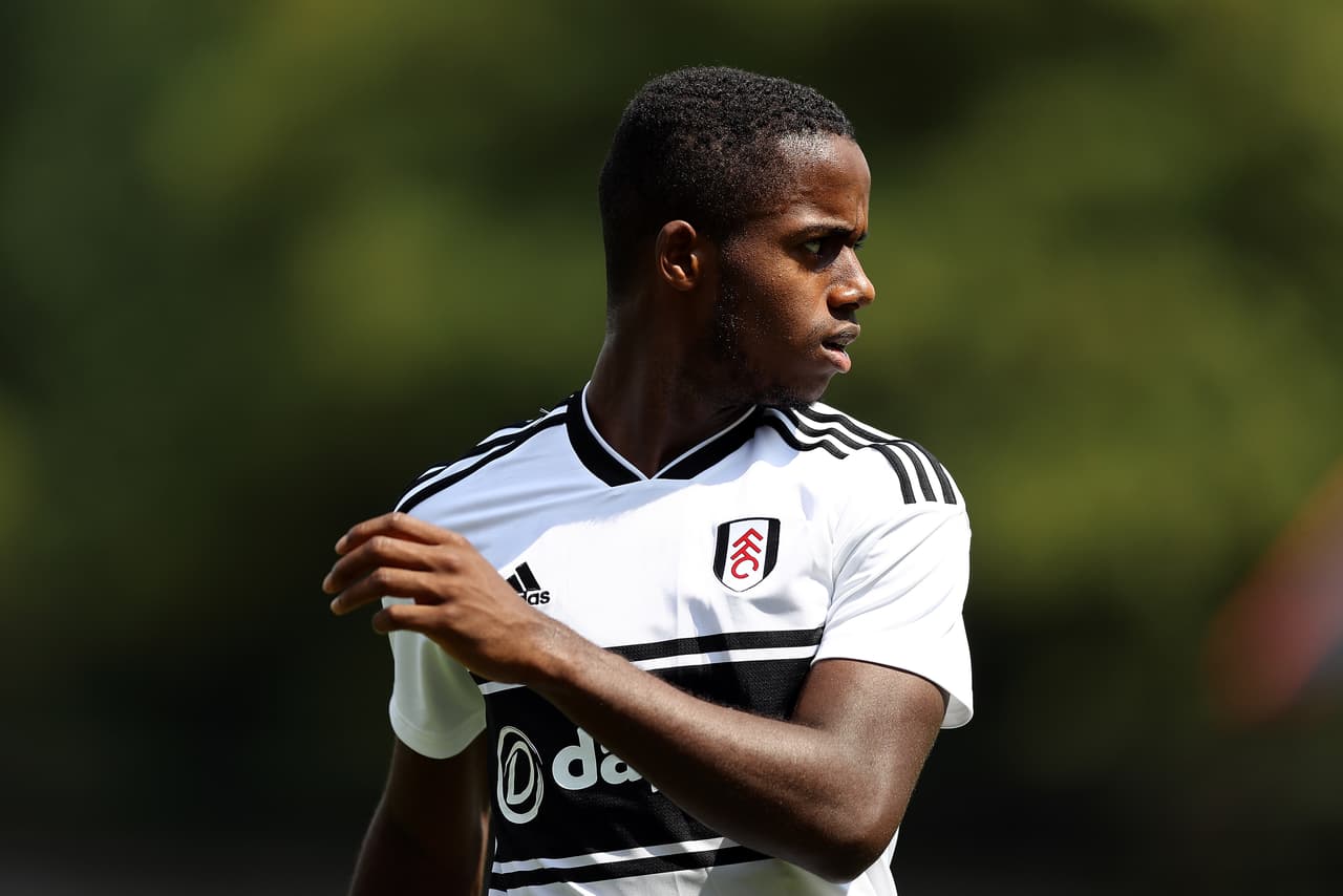 Ryan Sessegnon es un extremo puro, de ida y vuelta, que en el Fulham ha maravillado desde su paso por el Championship –Segunda División–. Tiene solo 18 años y anotó 16 goles en la pasada temporada.