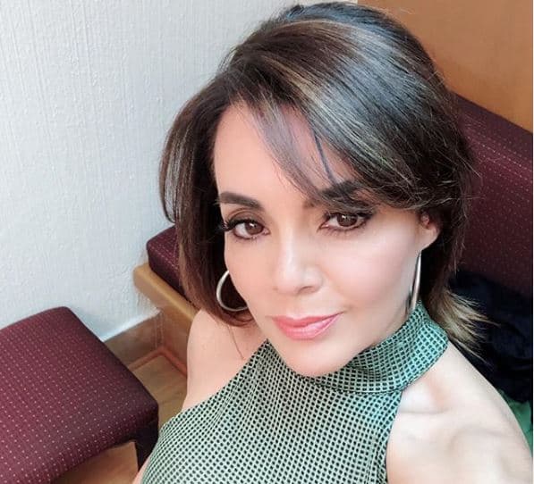 Aunque tuvo algunas diferencias con Duval, 
<a href="https://www.univision.com/entretenimiento/lorena-de-la-garza-admite-haber-tenido-conflictos-con-consuelo-duval-y-dice-si-volveria-a-trabajar-junto-a-ella-fotos" target="_blank">Lorena</a> admitió que actualmente mantiene una buena relación con ella. "Somos hermanas y, como tal, pues nos peleamos. Me he peleado con mis hermanos de la misma manera que me he peleado con Consuelo [...]", afirmó en entrevista para 'De primera mano' en enero pasado.