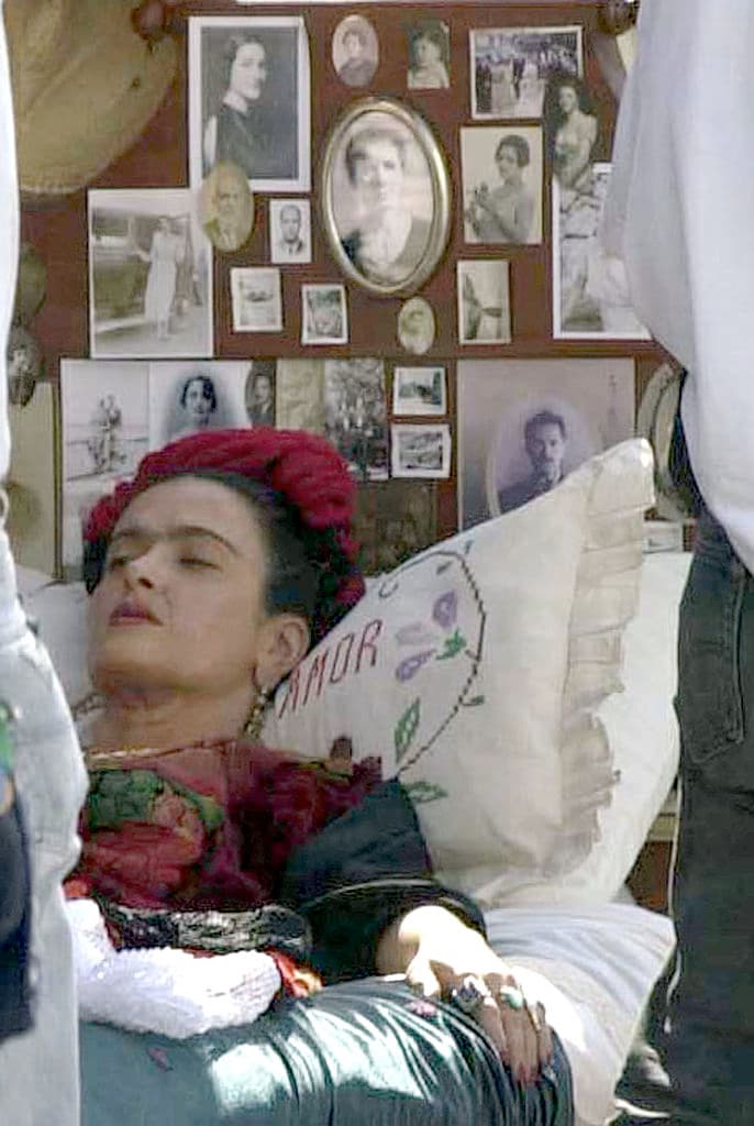 "Fui lo suficientemente valiente como para dejarle volver y trabajar de nuevo en la película, y luego todavía hice una sesión de fotos con él para Vogue", explicó. 
<br>