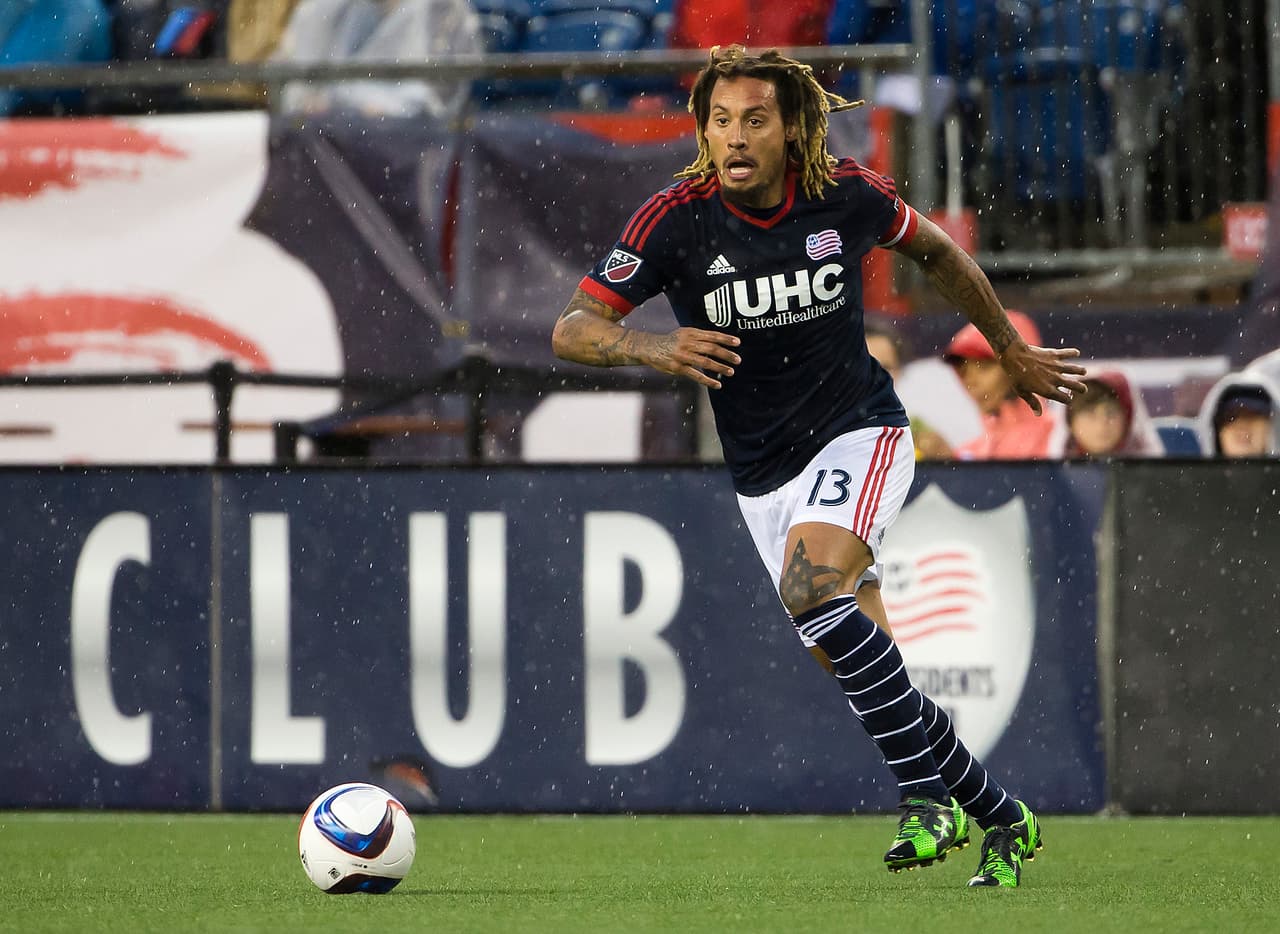 Jermaine Jones (New England Revolution) – Los Revs están nuevamente peleando en la cima y buscando meterse enrachados a los Playoffs. El desempeño de New England va de la mano con el rendimiento de este férreo contención.