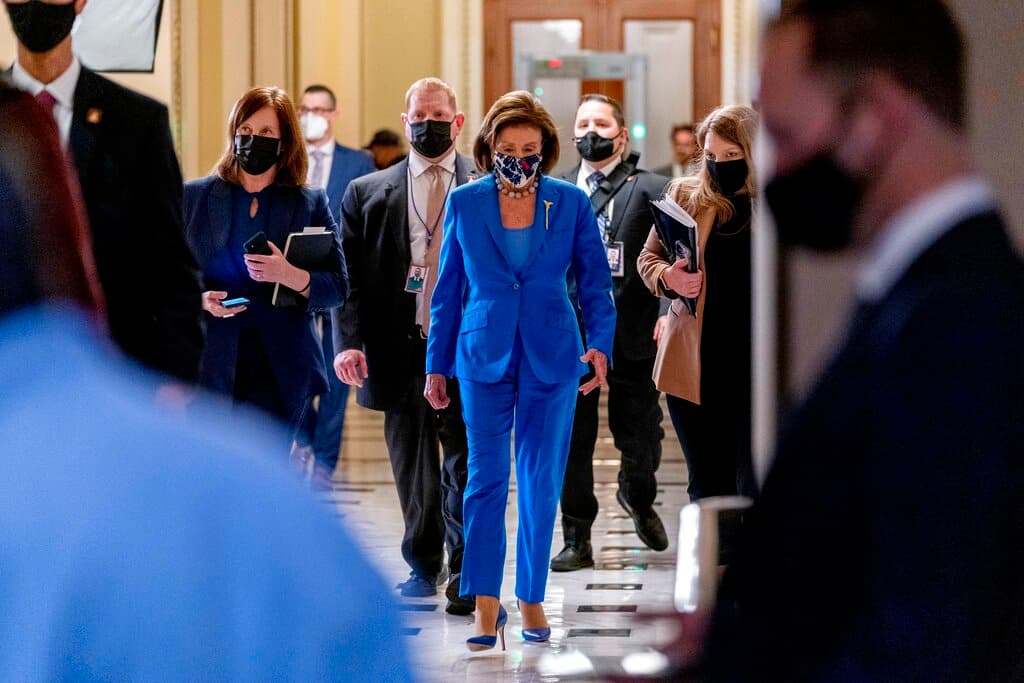 Cámara de Representantes aumenta el 'techo de la deuda' hasta diciembre; el texto espera la firma de Biden