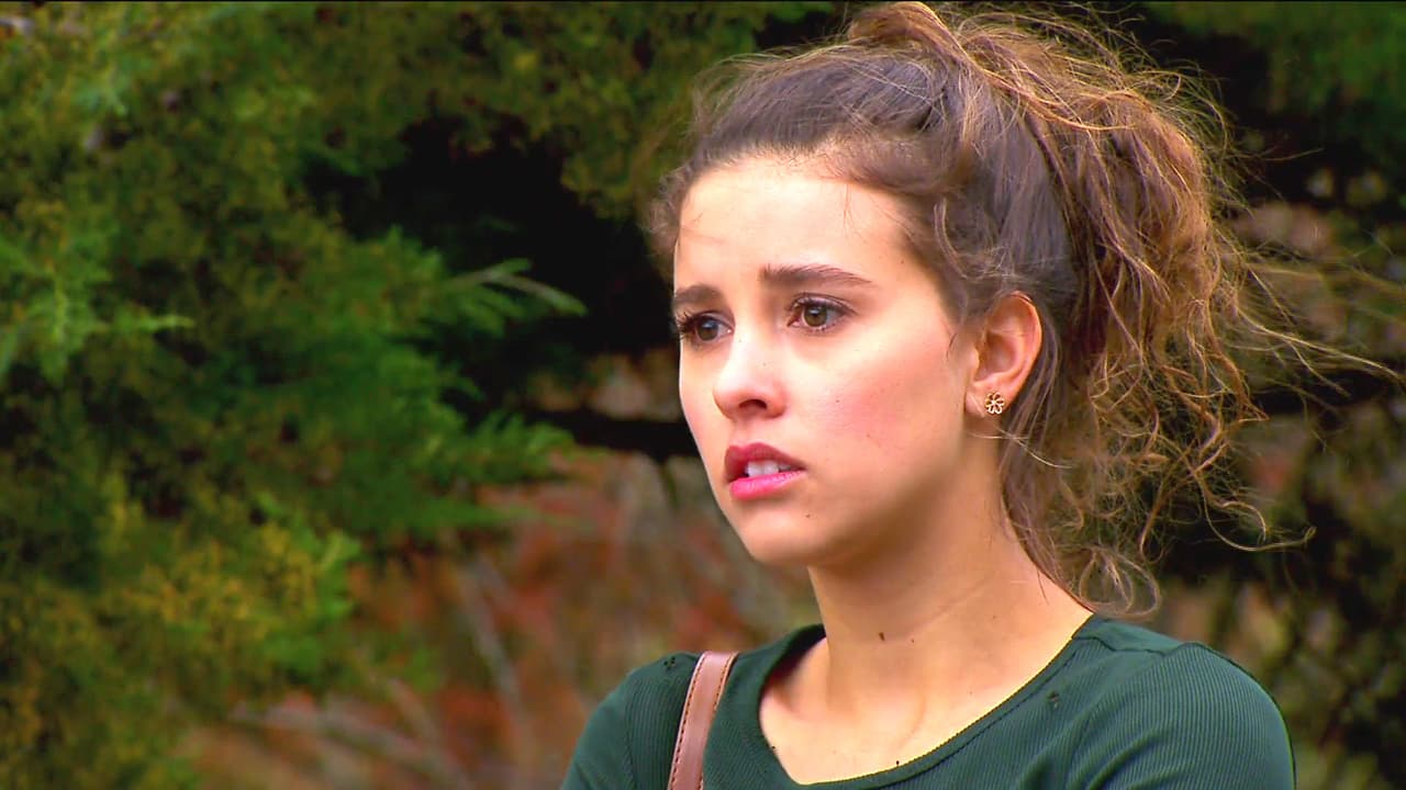 ¡Qué difícil situación! Estás entre la espada y la pared.