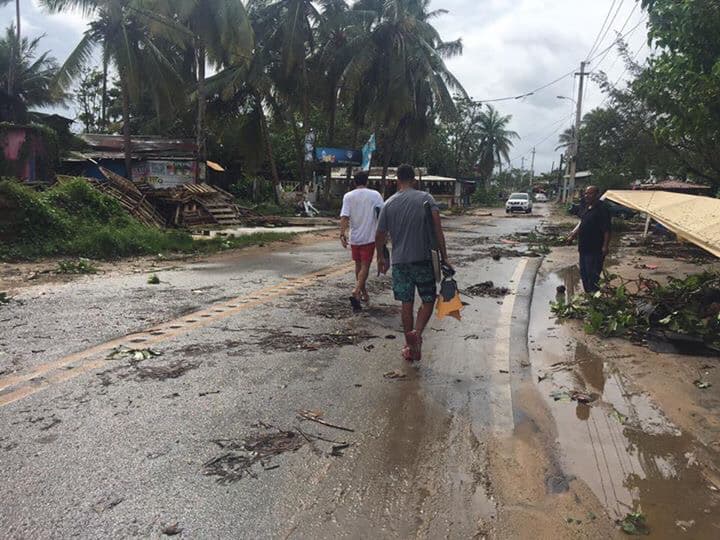 La reportera de Despierta Puerto Rico, Maricarmen Ortiz, visitó la zona de Piñones el jueves por la mañana y envió estas fotos.