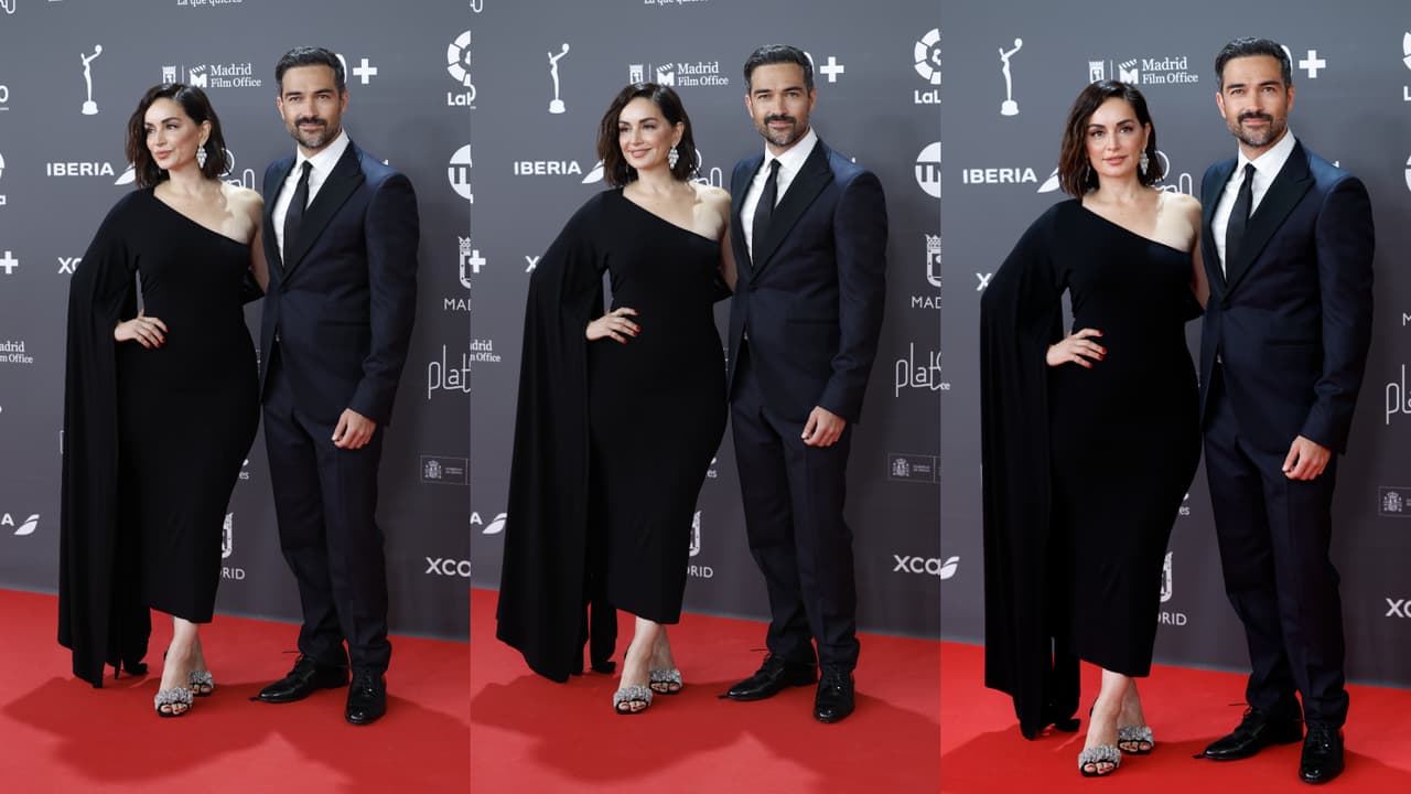 Alfonso 'Poncho' Herrera y Ana de la Reguera posaron juntos en la alfombra roja de los Premios Platino 2023.