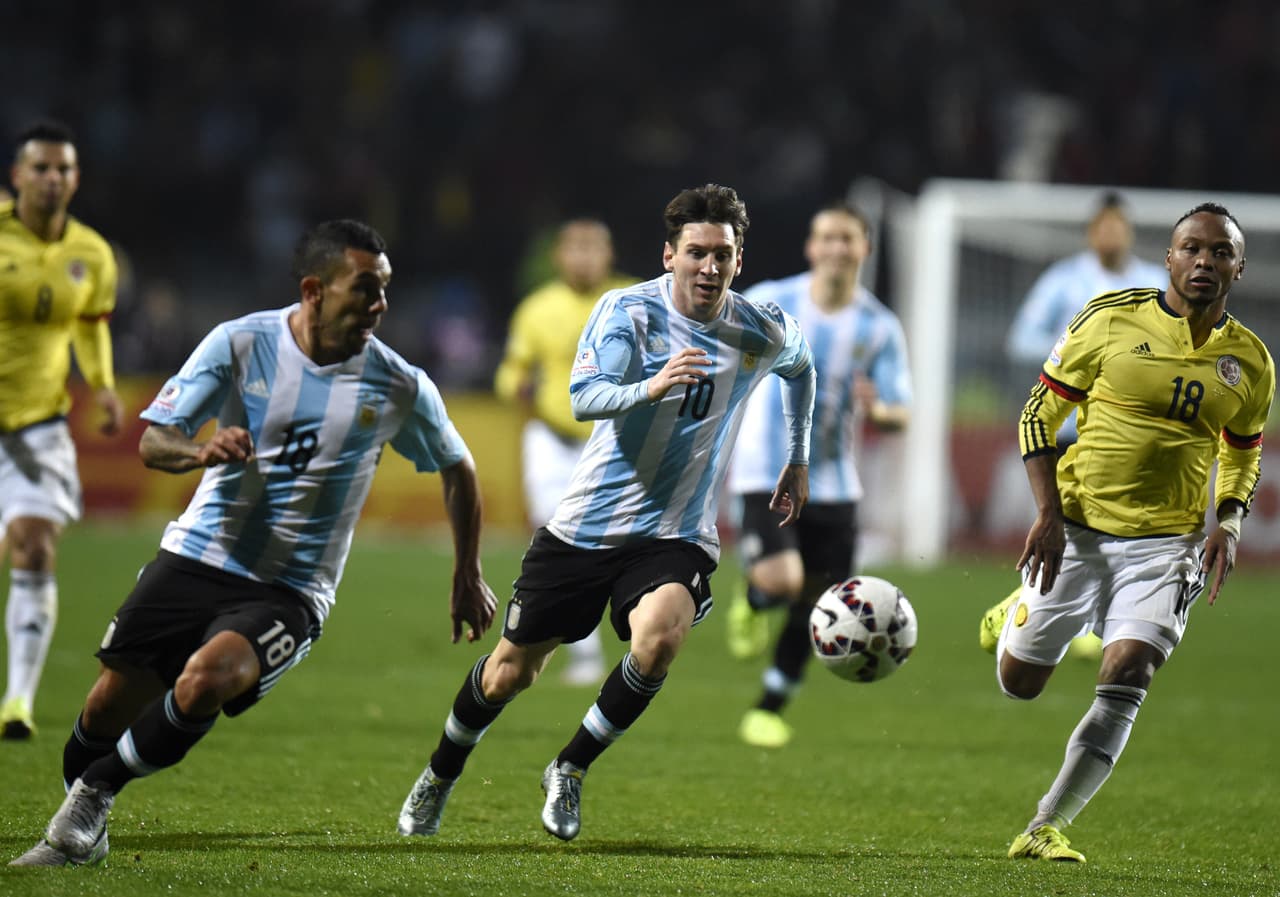 Tévez defiende a Messi: "En su lugar mandaría todo al diablo y no volvería a la selección"