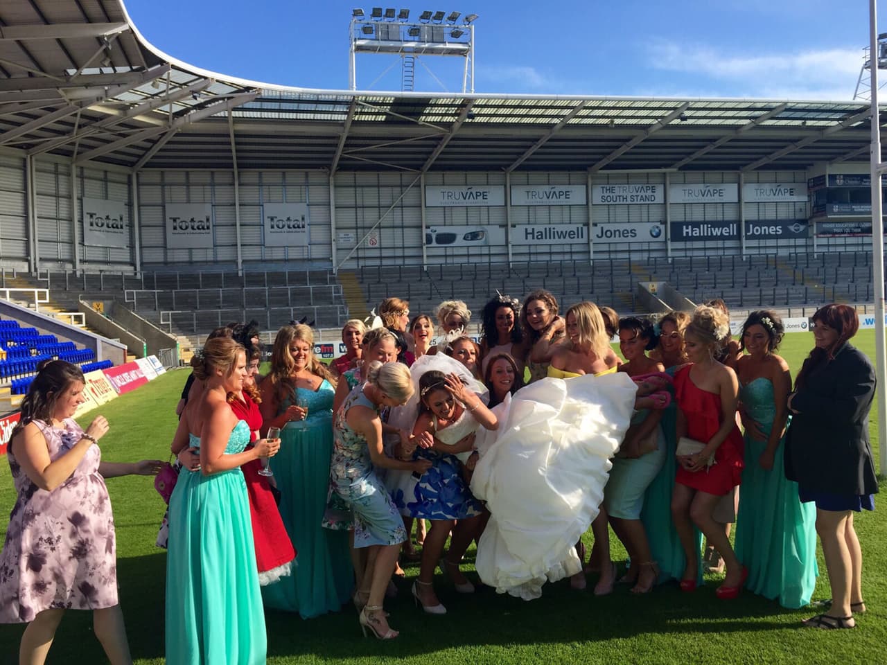 ¡Pero una falla en el cálculo de su peso hizo que la dejaran caer!